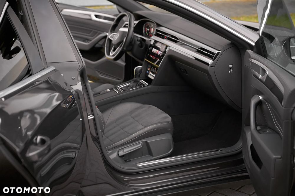 Volkswagen Arteon 2.0 TDI R-Line DSG - 23