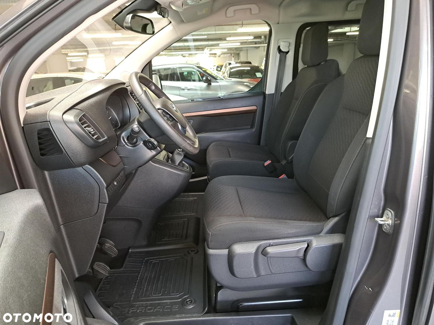 Toyota ProAce - 10