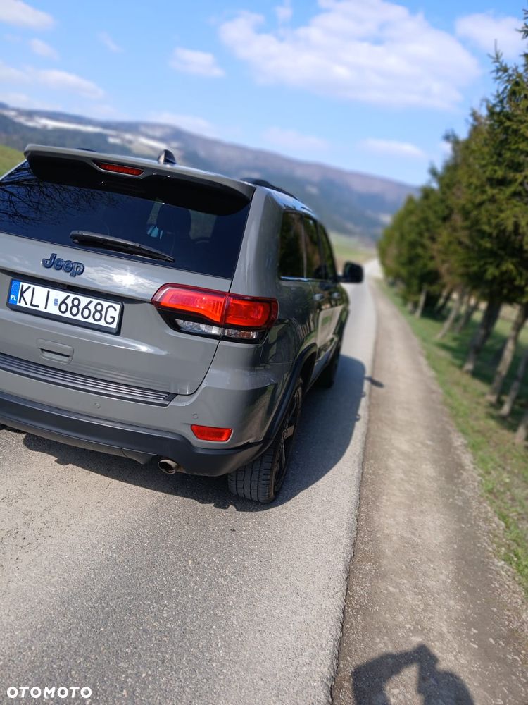 Jeep Grand Cherokee - 7