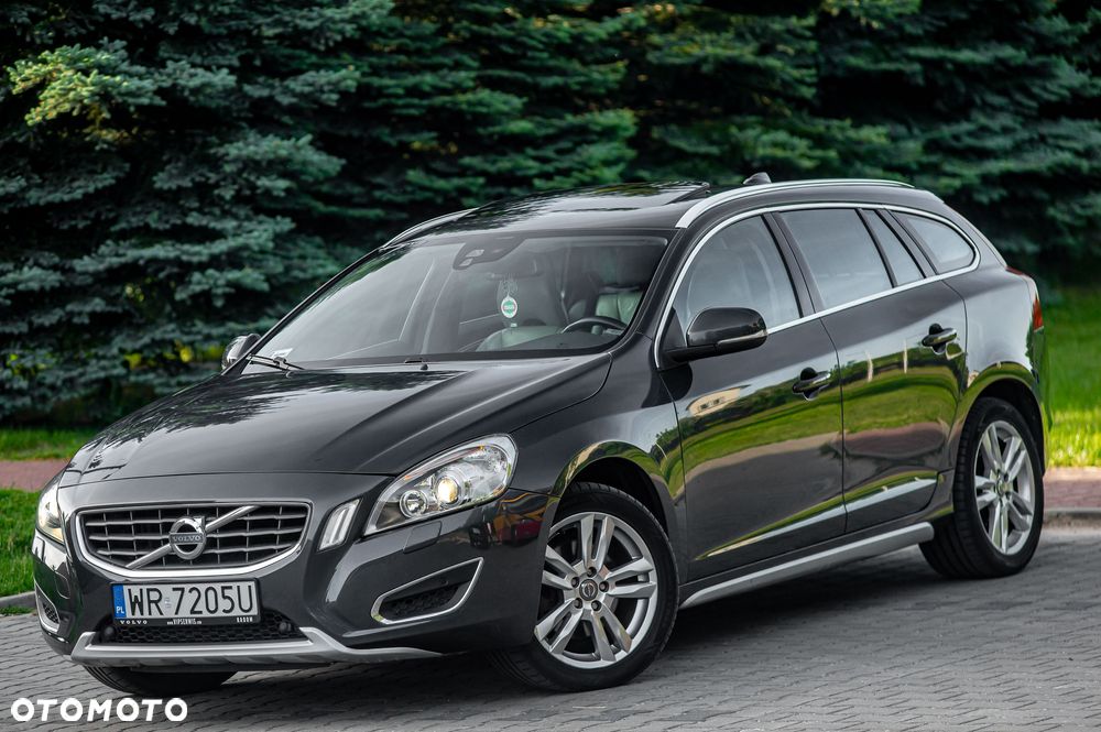 Volvo V60 D3 Geartronic RDesign - 9