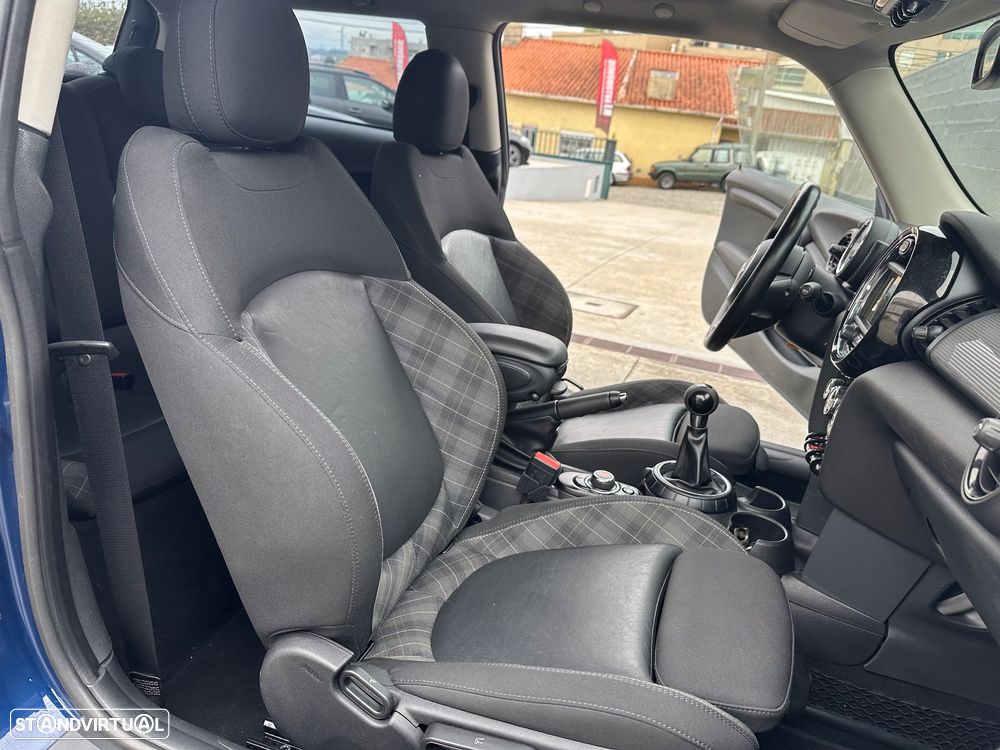 MINI 3 Portas Cooper D - 22