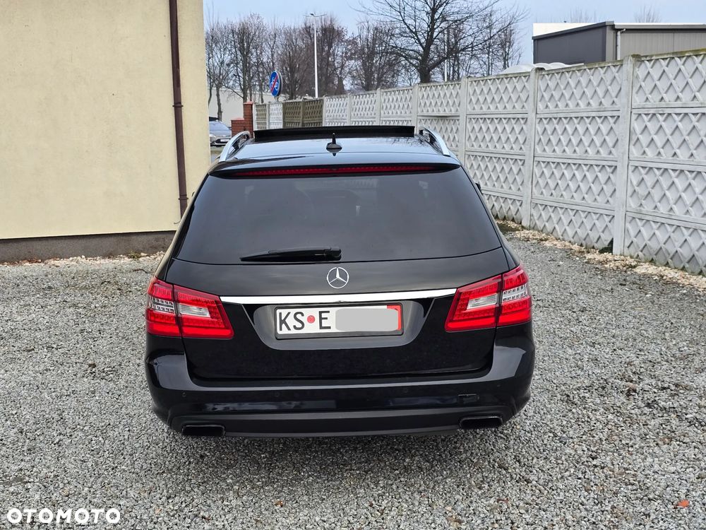 Mercedes-Benz Klasa E 350 CDI DPF 4Matic BlueEFFICIENCY 7G-TRONIC Avantgarde - 13