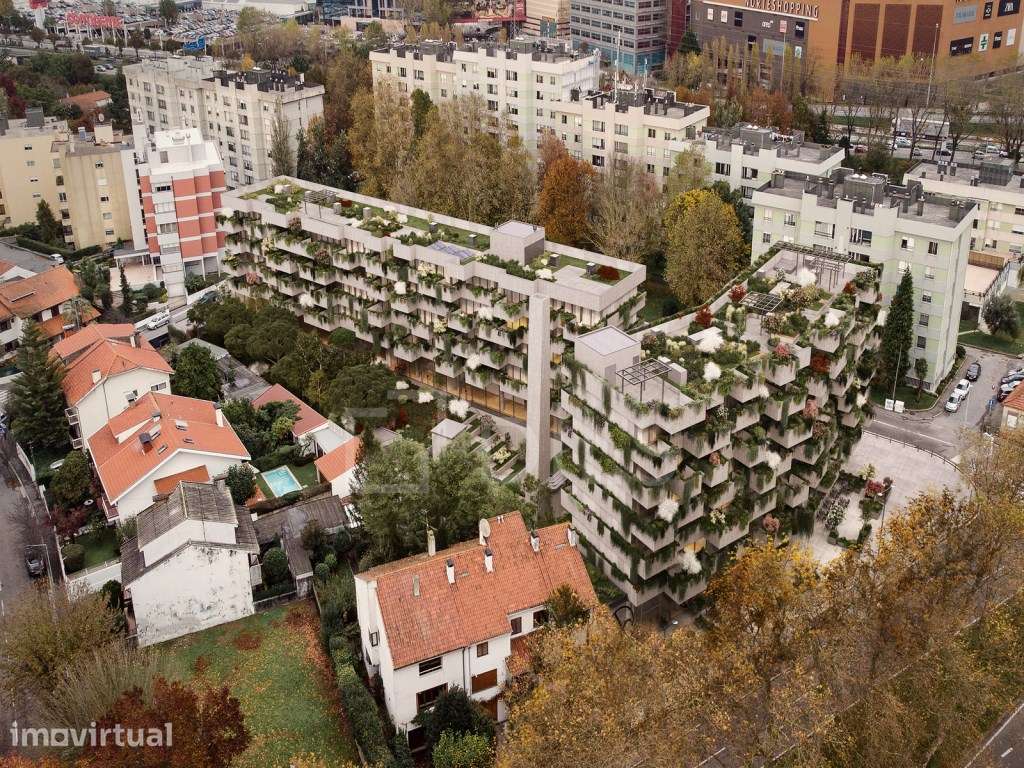 Apartamento T0 com varanda, no Porto - Grande imagem: 2/58