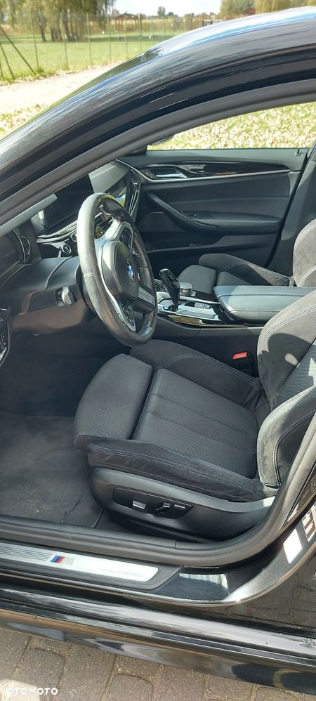 BMW Seria 5 530d M Sport sport - 30