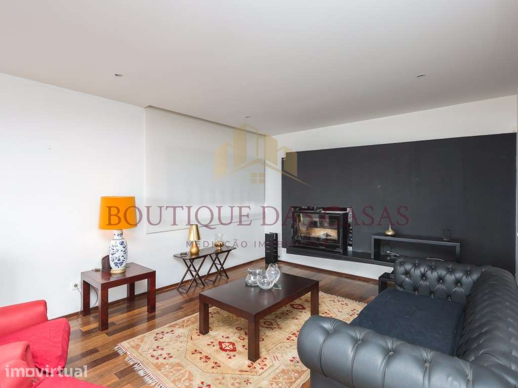 Moradia T4 com vista mar junto ao metro - Mafamude - Grande imagem: 3/36