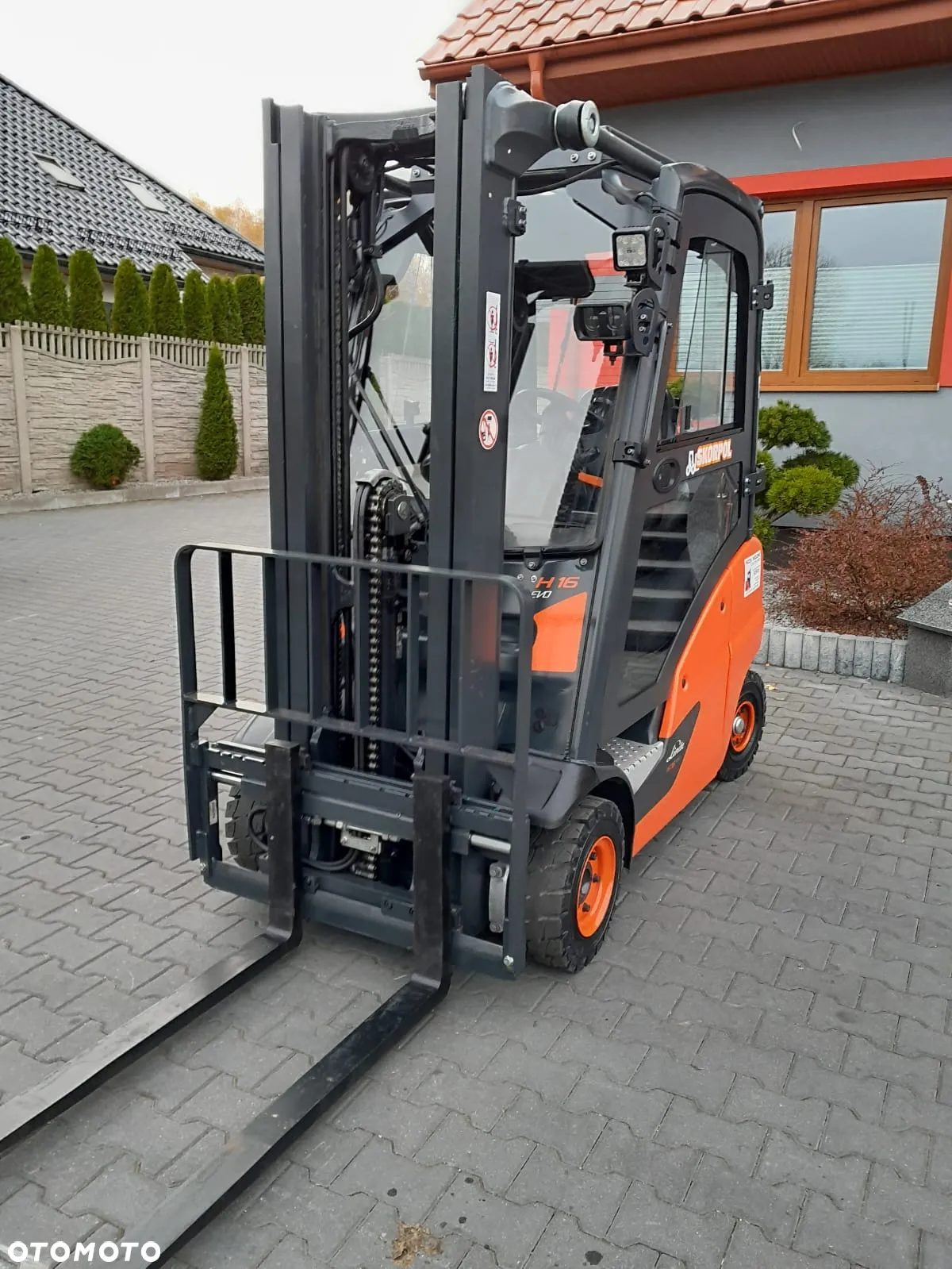 Linde H16T-01 KABINA TRIPLEX - 2
