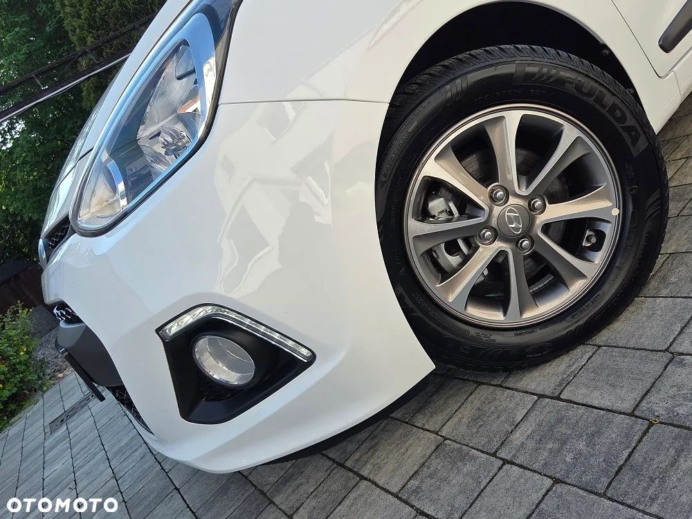 Hyundai i10 1.2 YES Silver - 27
