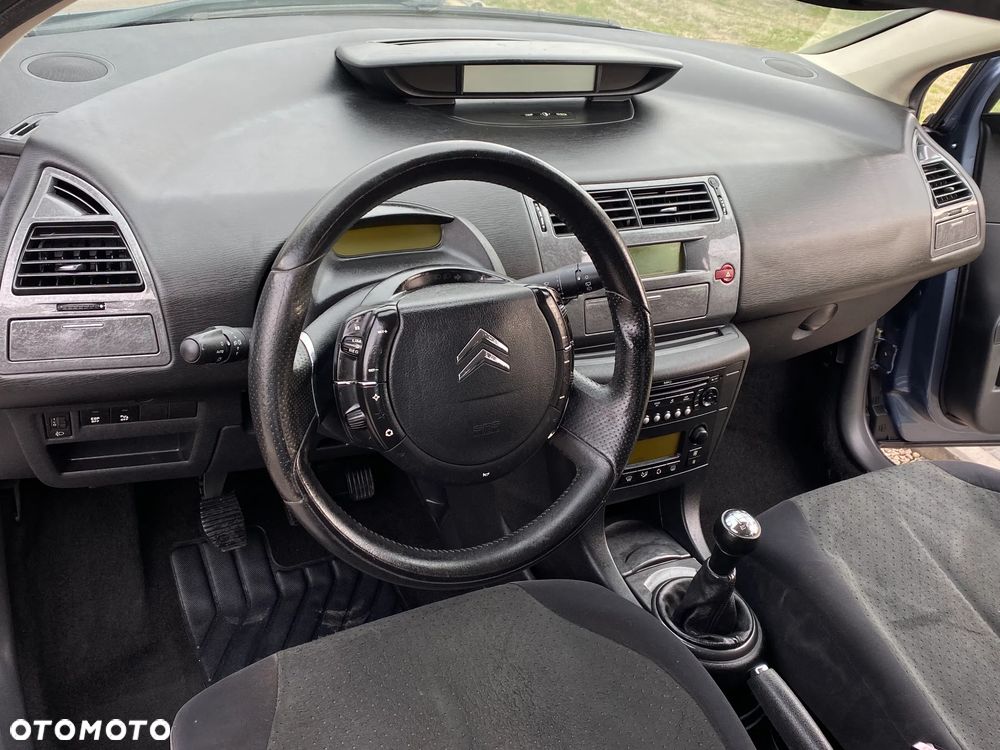 Citroën C4 1.6 16V Exclusive - 26