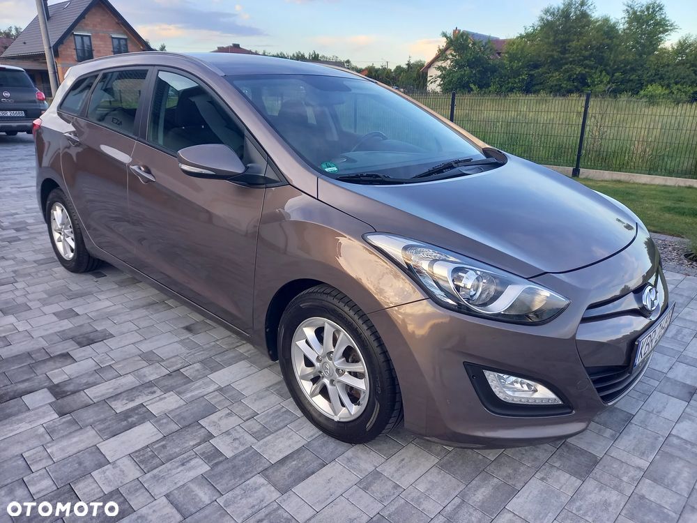 Hyundai i30 1.6 CRDi Premium - 4