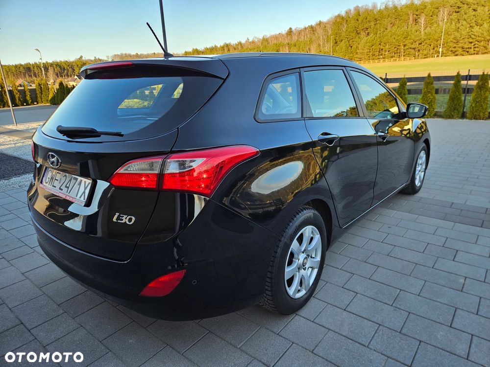 Hyundai i30 i30cw 1.6 Automatik Trend - 4