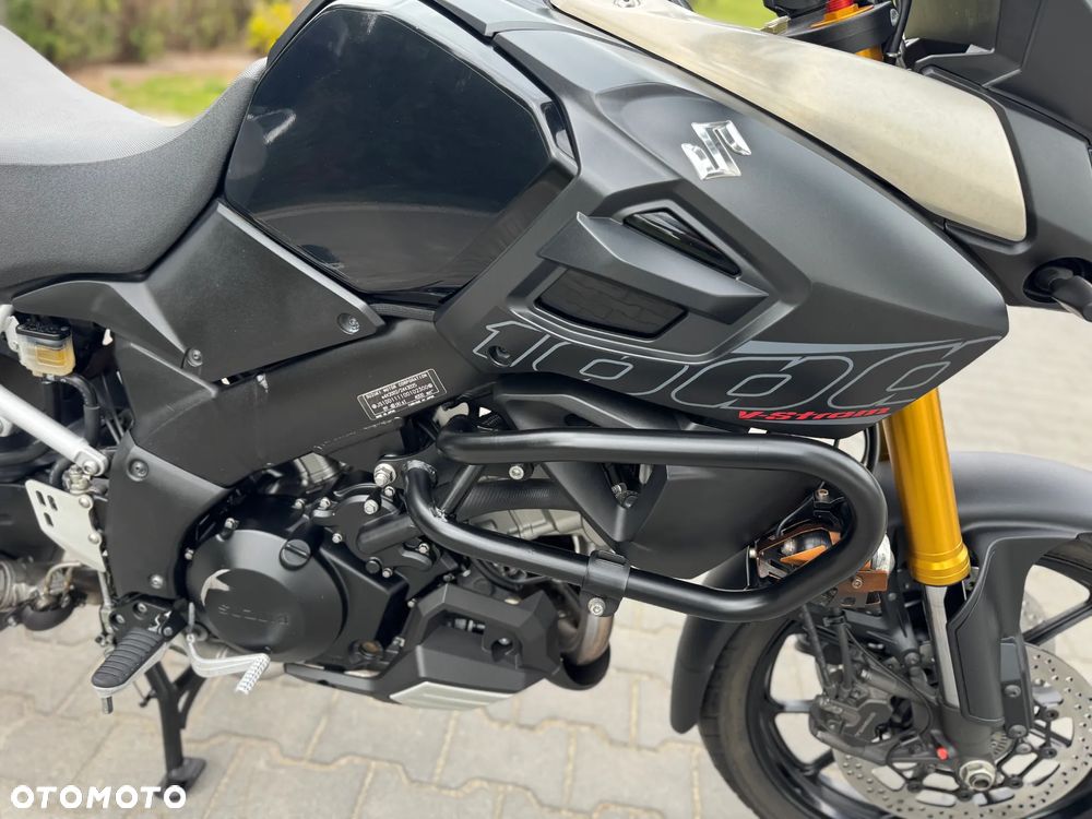 Suzuki V-STROM - 15