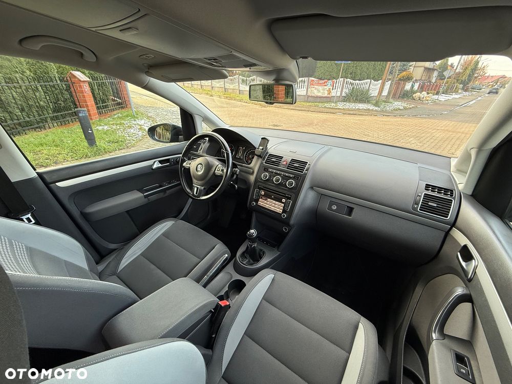 Volkswagen Touran 2.0 TDI DPF Comfortline - 15
