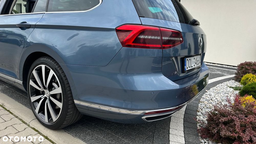 Volkswagen Passat Variant 2.0 TDI Bi-Turbo BMT 4Mot Highline DSG - 23