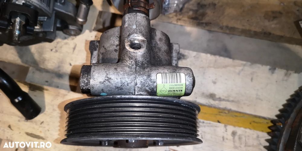 Pompa servo Renault 2.0 dci M9R Opel 8200319066 8200367111 - 3