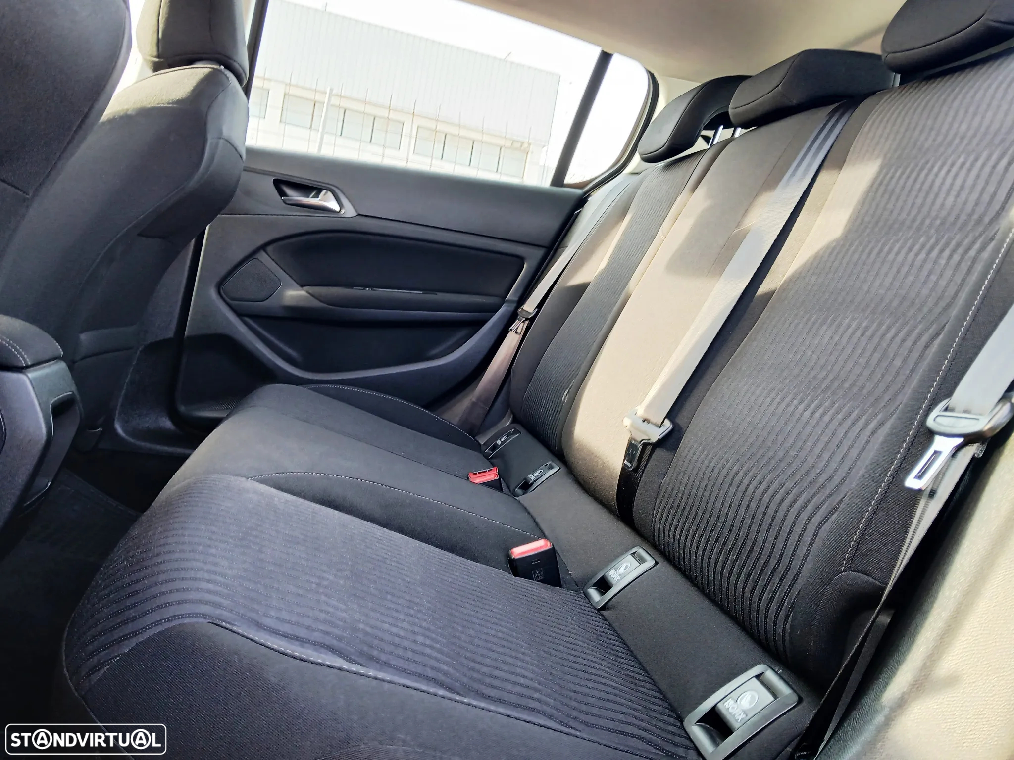 Peugeot 308 1.6 e-HDi Allure - 9