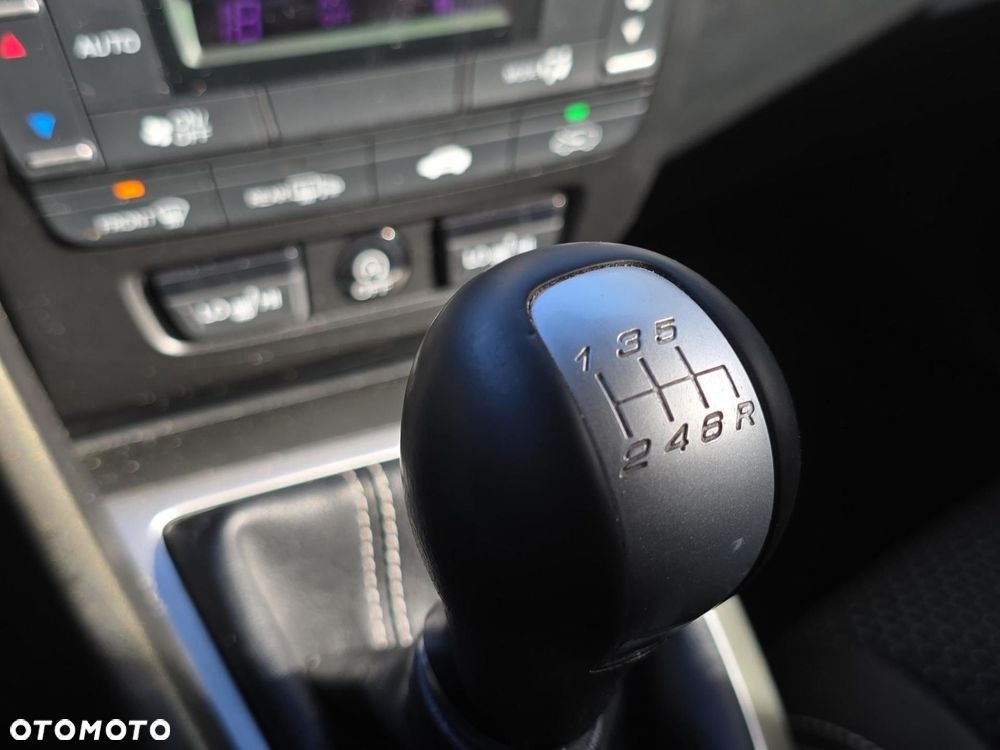 Honda Civic 1.8 Comfort - 21