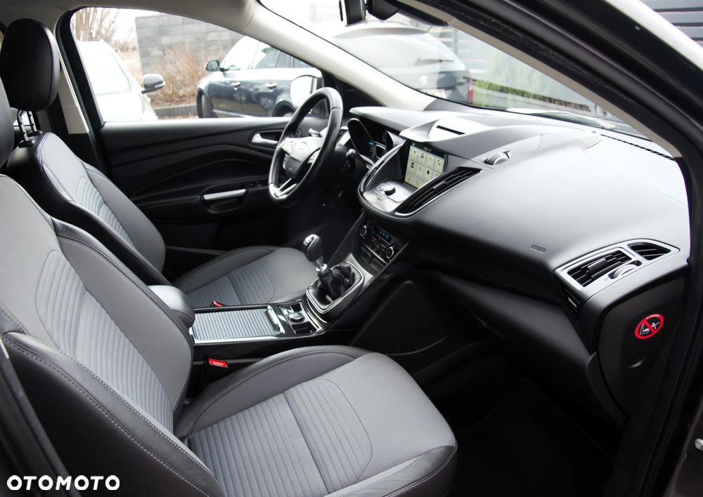 Ford Kuga 2.0 TDCi 4x4 SYNC - 8