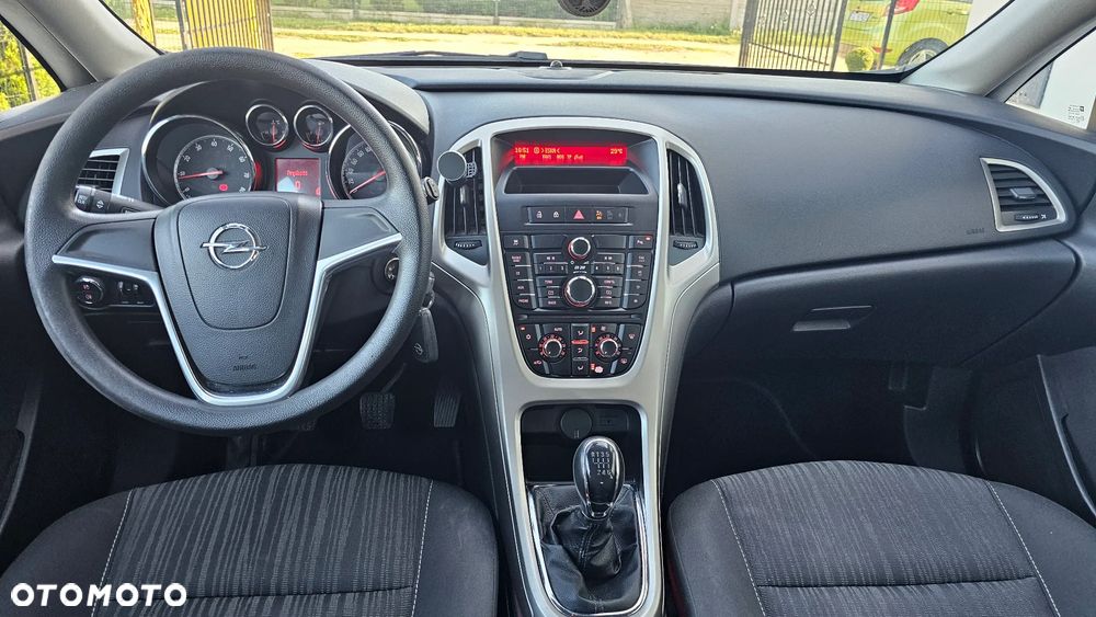 Opel Astra 1.4 T Cosmo - 7