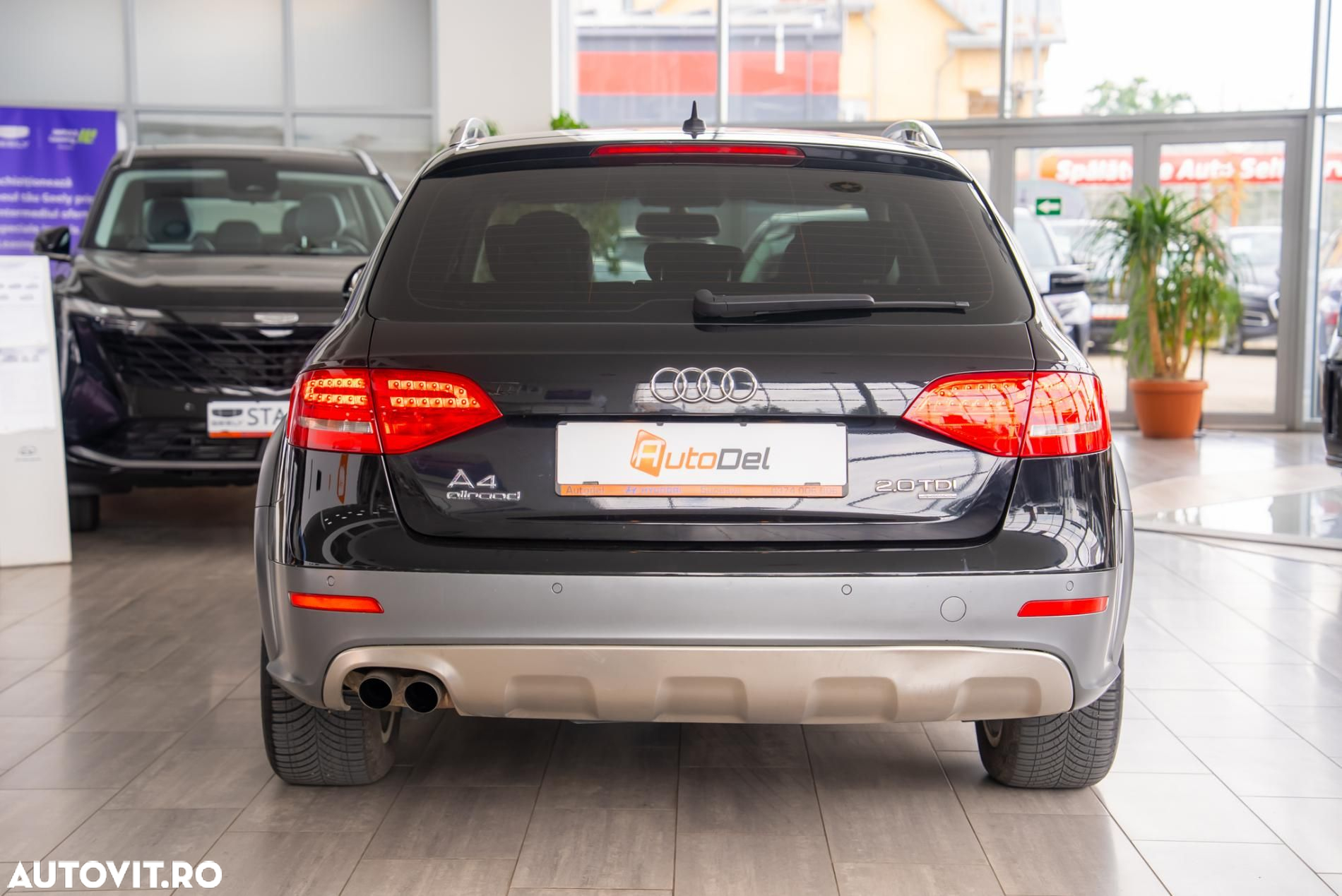 Audi A4 Allroad 2.0 TDI Quattro - 12