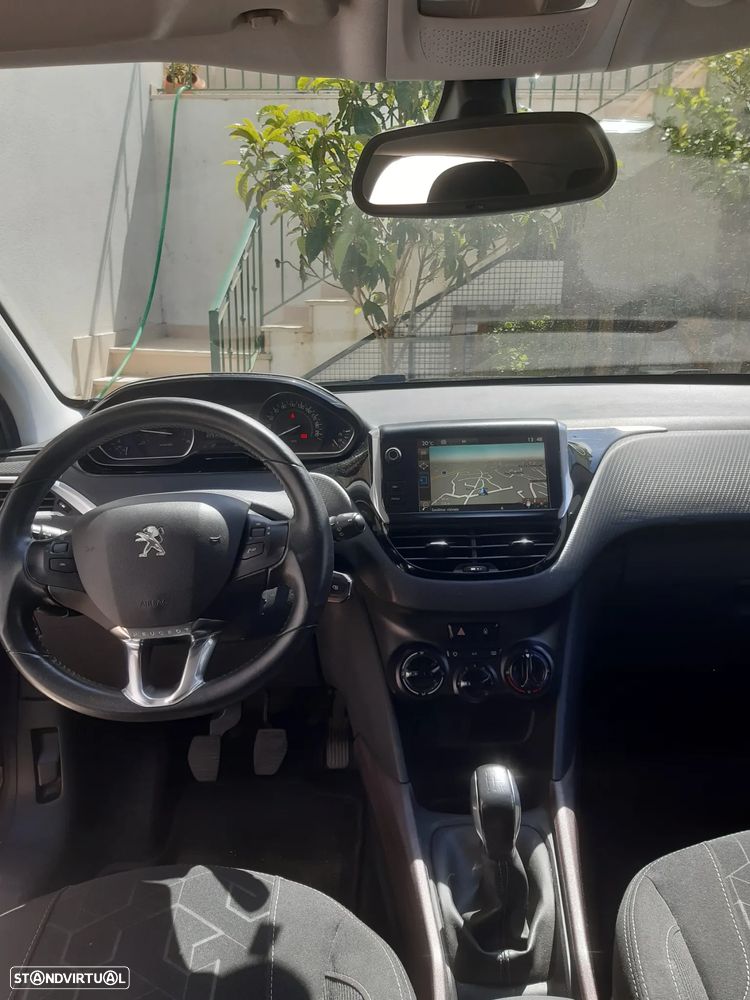 Peugeot 2008 1.6 BlueHDi Style - 4
