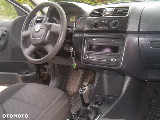 Skoda Fabia - 13