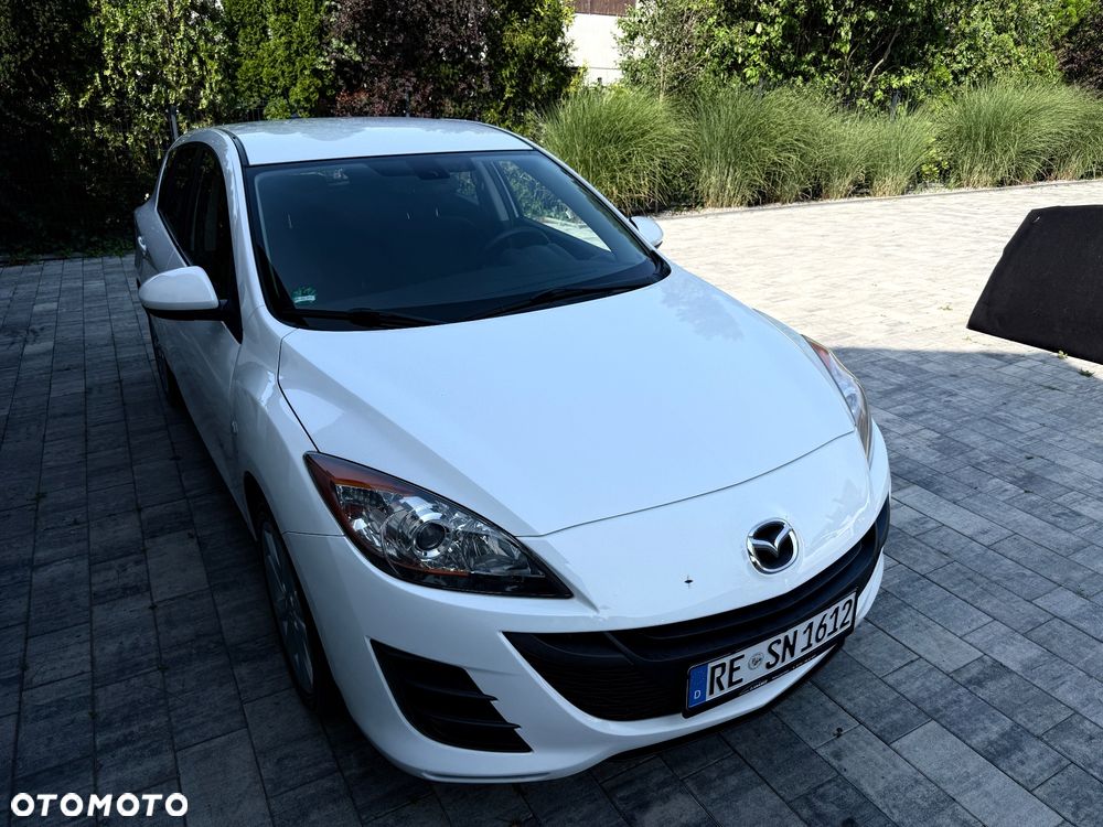 Mazda 3 1.6 Exclusive + - 2