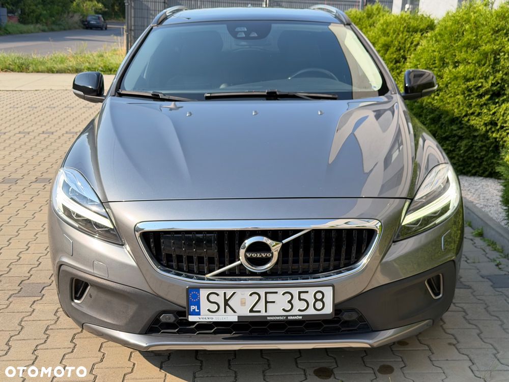 Volvo V40 Cross Country T3 Geartronic Momentum - 4