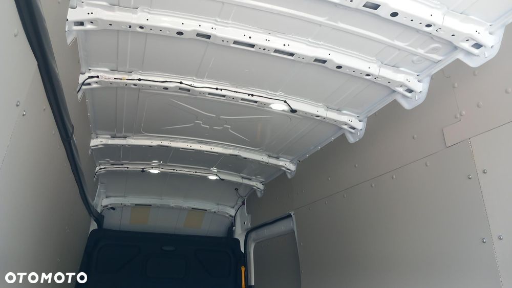 Ford Transit - 19