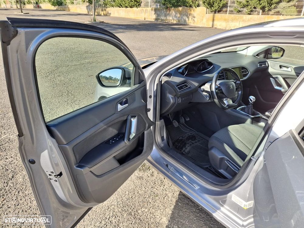 Peugeot 308 SW 1.5 BlueHDi Active - 15