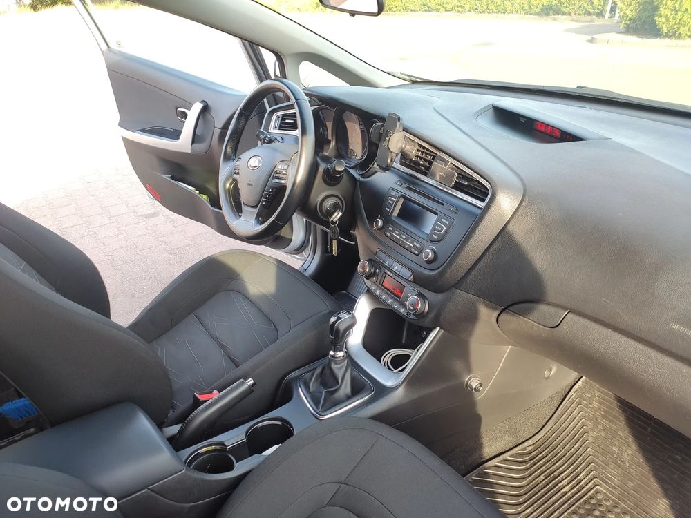 Kia Ceed 1.6 CRDi M - 7