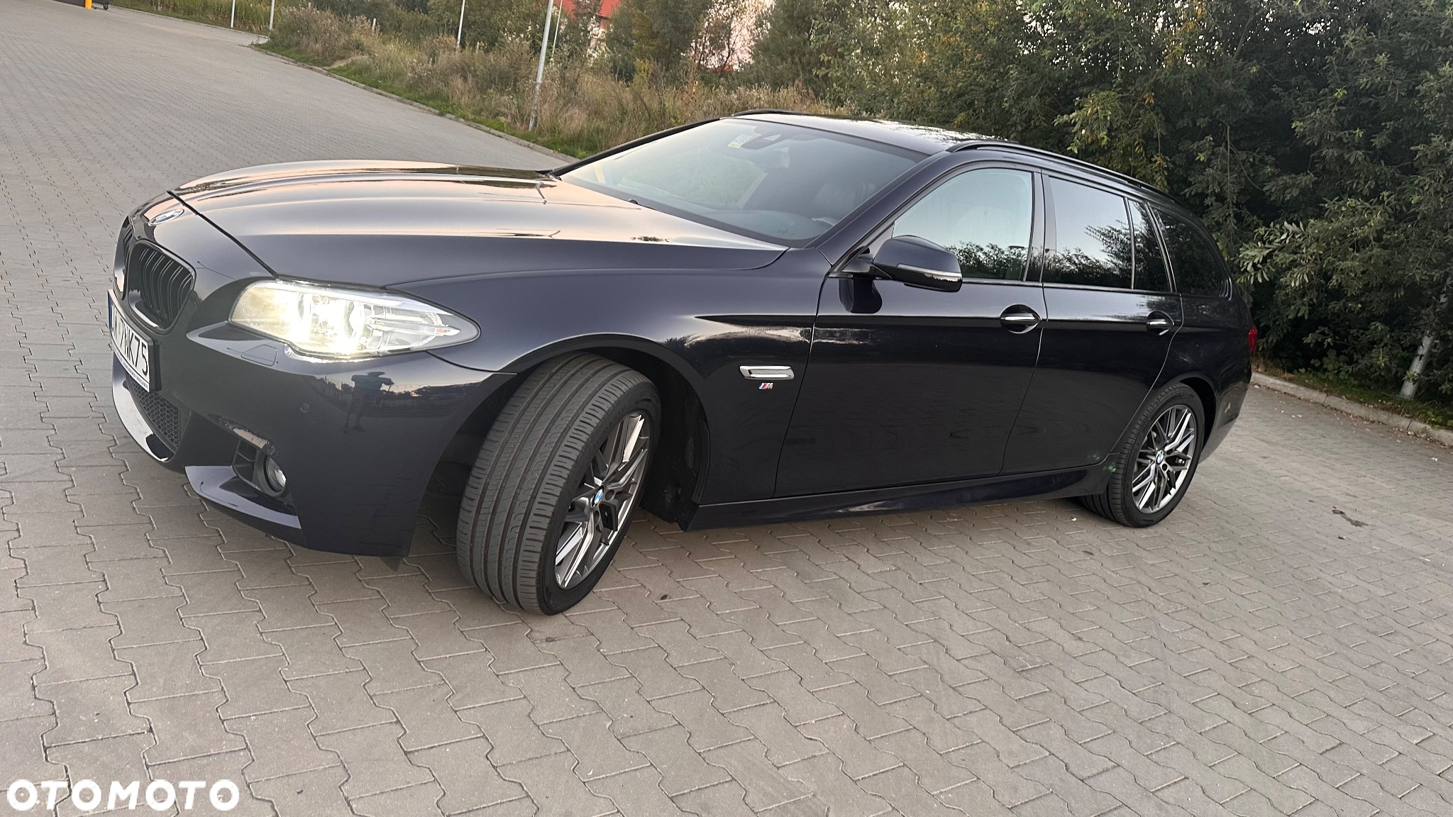 BMW Seria 5 525d xDrive - 4