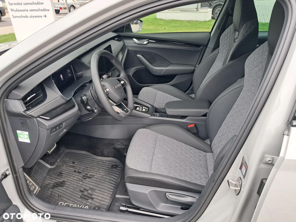 Skoda Octavia 1.5 TSI mHEV Sportline DSG - 10