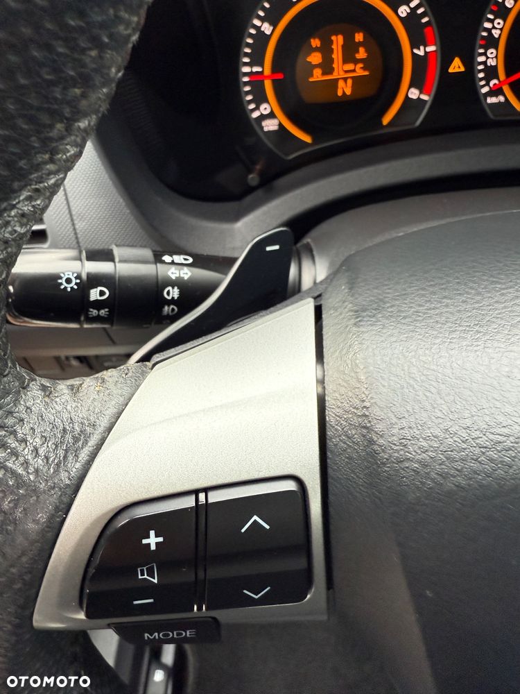 Toyota Auris 1.6 Active MS - 25