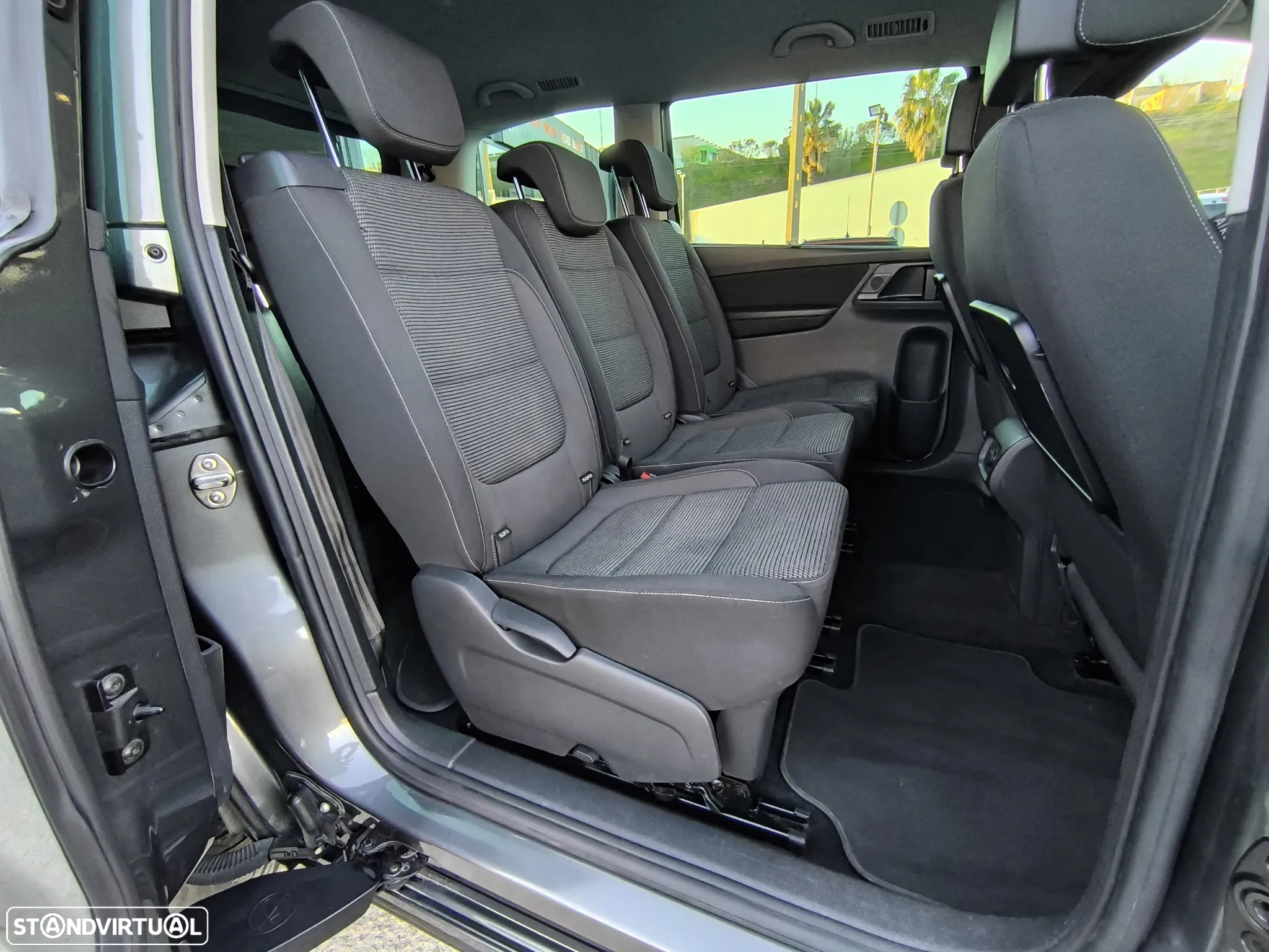 VW Sharan 2.0 TDI Blue Confortline - 15