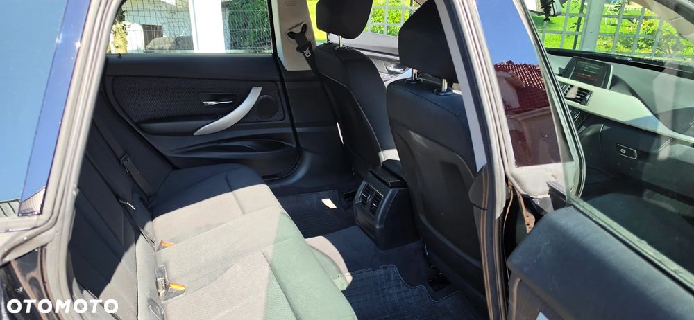 BMW Seria 3 318d - 7