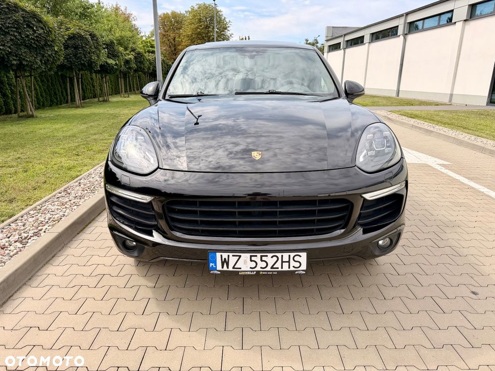 Porsche Cayenne Standard - 3