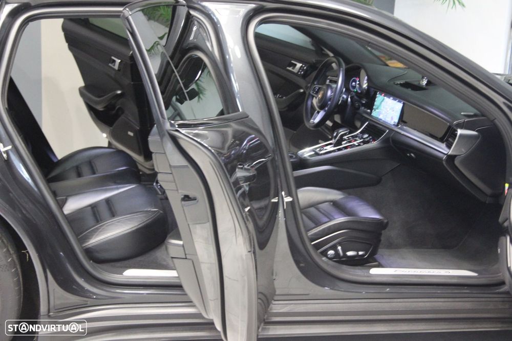 Porsche Panamera Sport Turismo 4 E-Hybrid Platinum Edition - 26