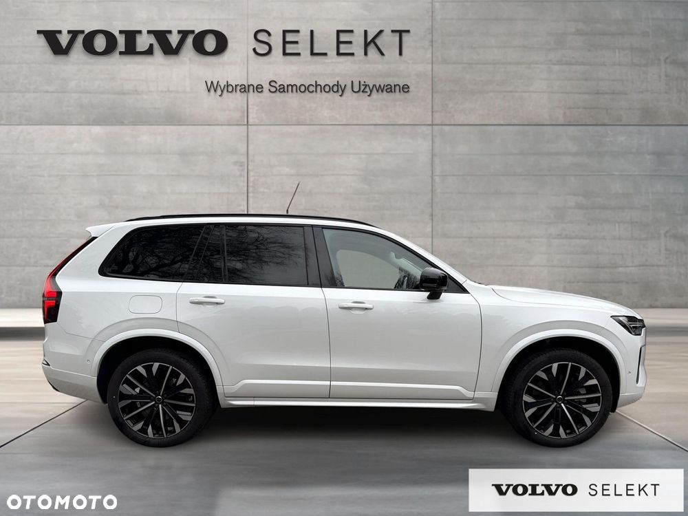 Volvo XC 90 - 8