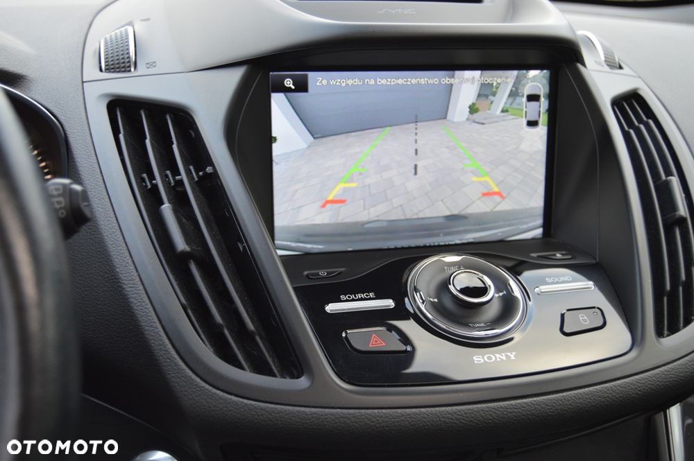 Ford Kuga 2.0 TDCi 2x4 Titanium - 15