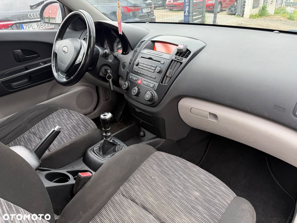 Kia Ceed 1.4 Comfort - 18