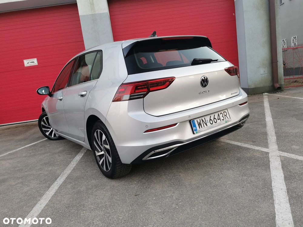 Volkswagen Golf 1.4 TSI Plug-In Hybrid Style DSG - 4
