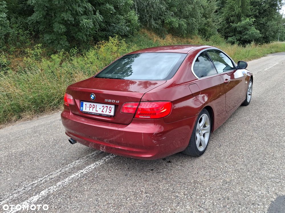 BMW Seria 3 320d DPF Blue Performance Edition Fleet - 8