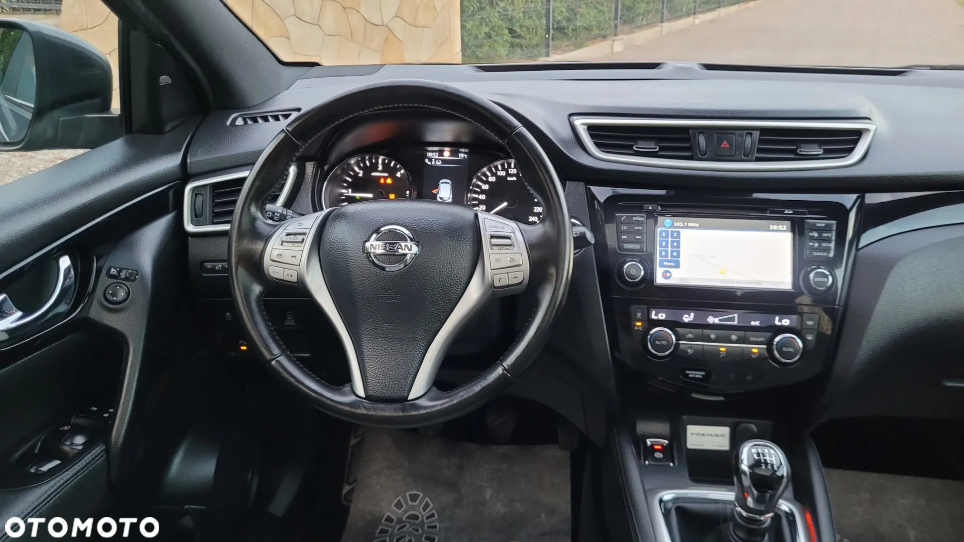 Nissan Qashqai 1.6 DCi 4x4 Black Edition EU6 - 21