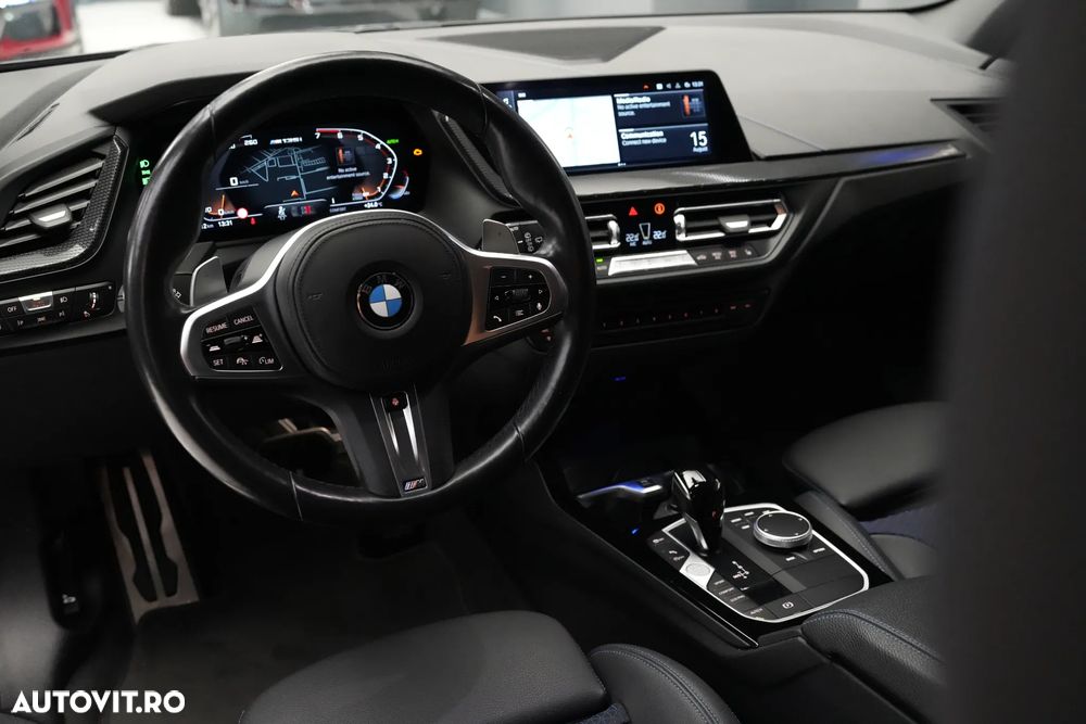BMW M1 M135i xDrive AT - 15