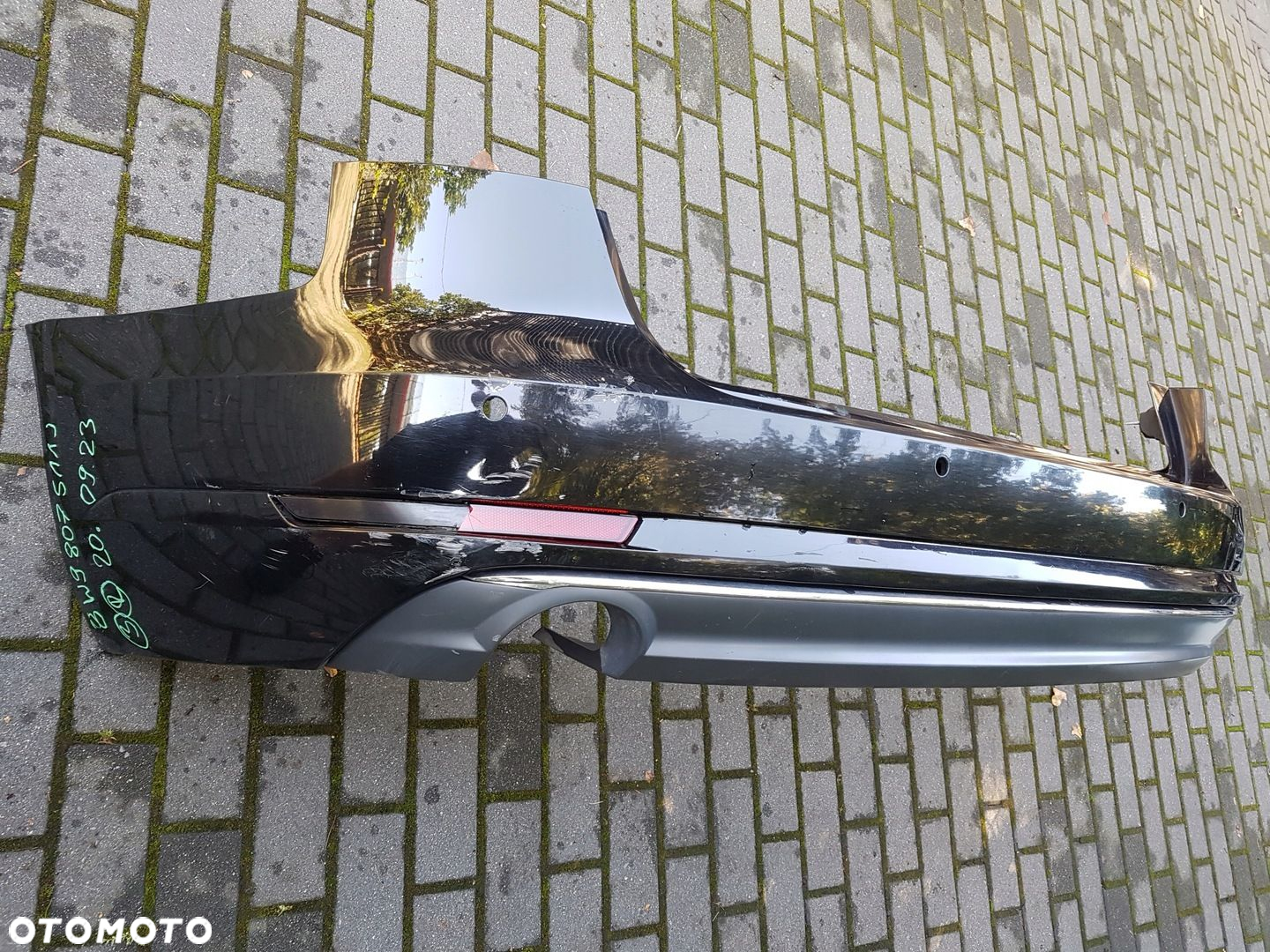 AUDI A4 B9 AVANT zderzak tył spoiler 8W9807511J - 2