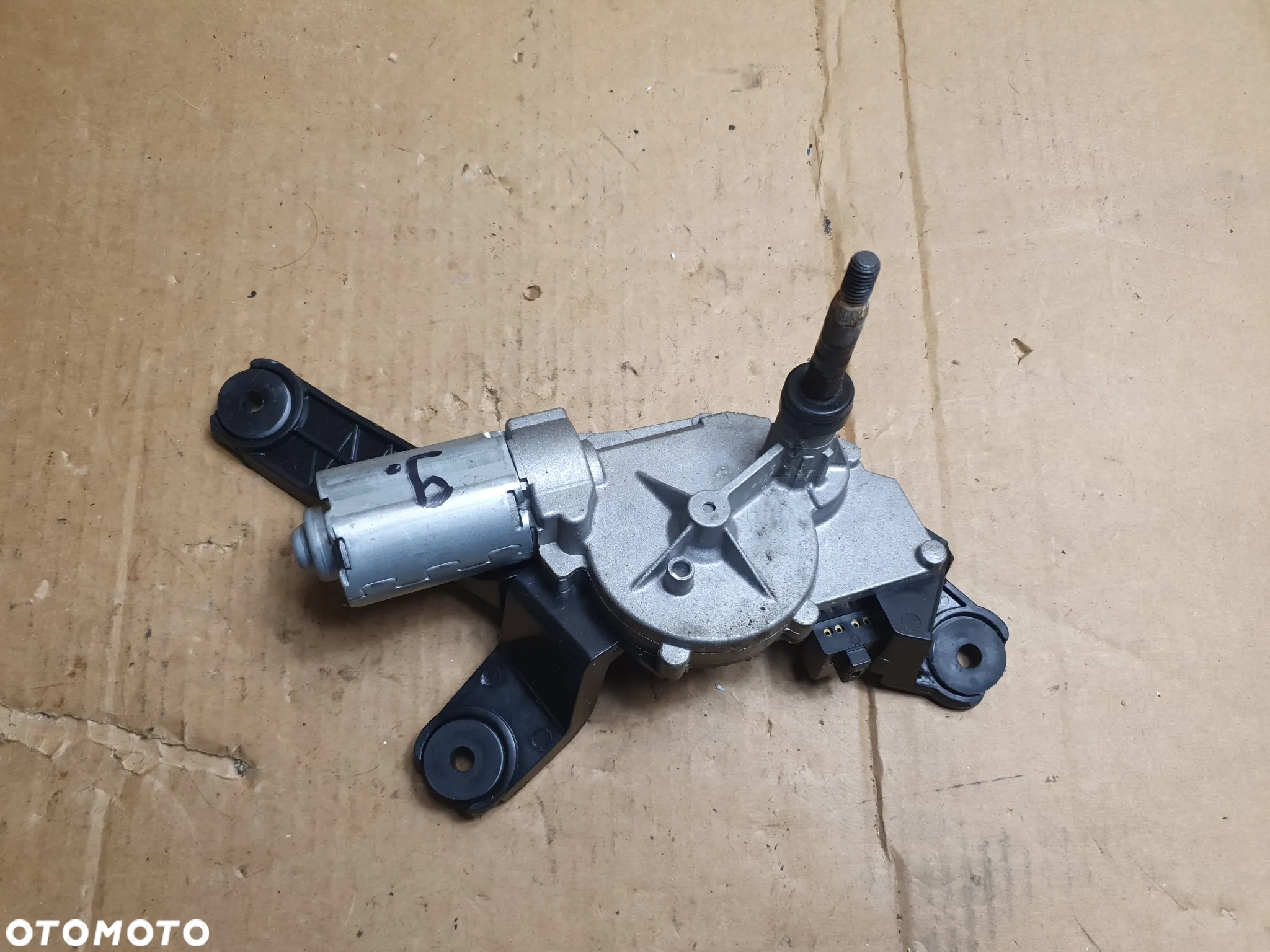 SILNICZEK WYCIERACZKI TYŁ HYUNDAI I10 nr 98700-0X000 98700-OX000 - 3