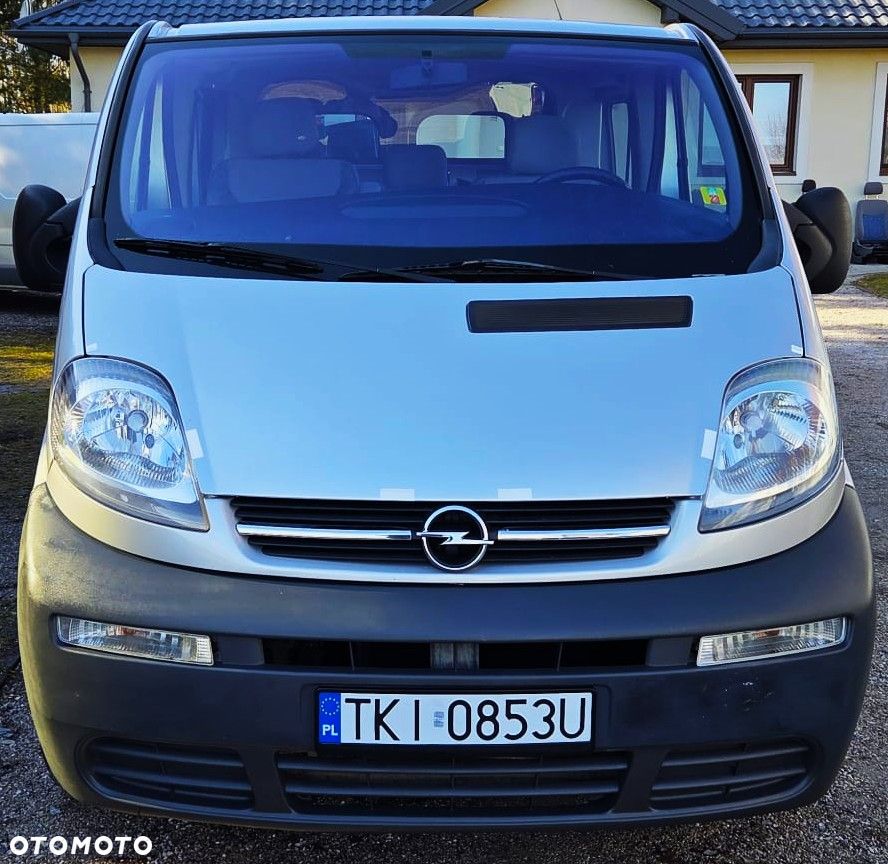 Renault Trafic Vivaro - 4
