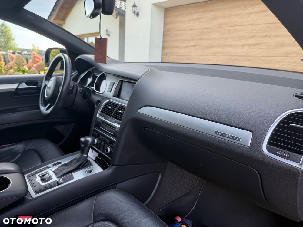 Audi Q7 3.0 TFSI Quattro Tiptronic - 28