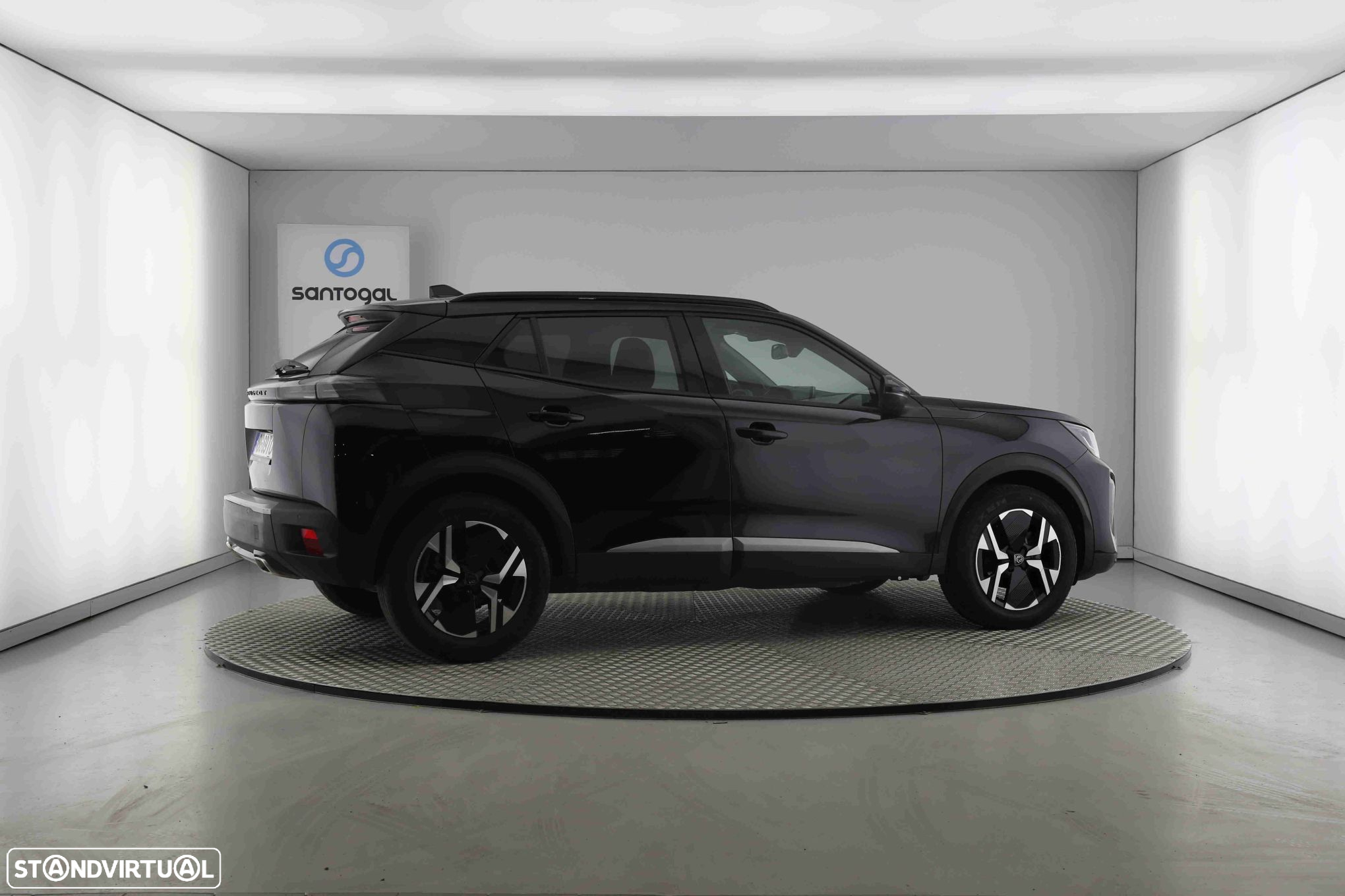 Peugeot 2008 1.2 PureTech Allure EAT8 - 3