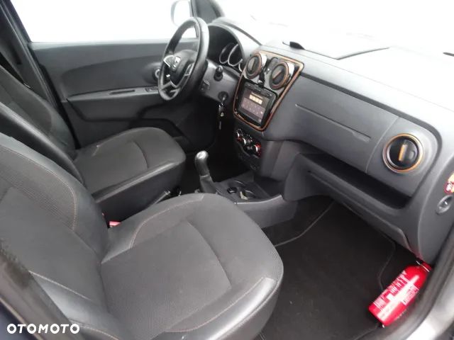 Dacia Lodgy TCe 115 Stepway - 14